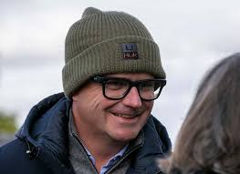 OUTLANDISH' BOOK 1 ENDS WITH RECORD ,134M TURNOVER