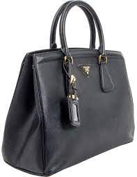 Sekiranya anda ingin mengetahui tentang jenama handbag malaysia. 10 Jenama Beg Tangan Paling Mahal Di Dunia Pamapedia