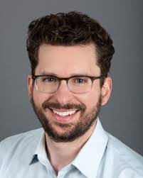 Steven Collett's Instagram, Twitter & Facebook