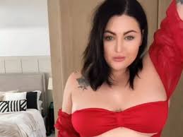 OnlyFans model wows fans in red lingerie declaring mums can do it too -  Daily Star