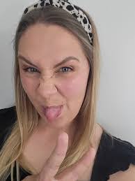 Becky Sears's Instagram, Twitter & Facebook