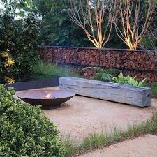Feuerstelle Garten Design Design Feuerstelle Garten Bestgardenideassmallspaces Desig Bestgardeni In 2020 Garden Fire Pit Fireplace Garden Australian Garden