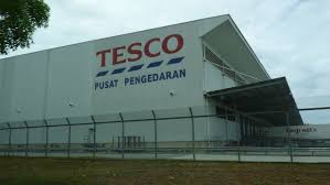 Jadi begini, ada contoh kasus yaitu tka ini sudah menjabat sebagai kepala kantor perwakilan di indonesia, kemudian tka ini juga mau menjadi presiden direktur tidak ada larangan tenaga kerja asing (tka) merangkap jabatan. Tesco Rawang Kerja Kosong