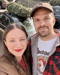 Perfect way to top off a perfect year 🎄✨ Love you all! 💕 On to 2025 🥂