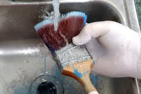 to clean latex paint from paint brushes