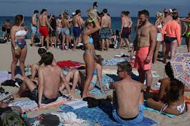 Beach bum ocean beach summer beach happy summer summer fun spring summer sky ♥️ everytime i'm at the beach i feel so close to god! Spring Break Photos Show Huge Maskless Crowds Partying In Florida