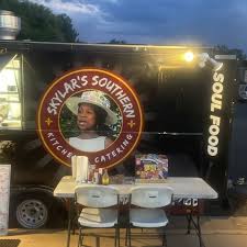 Skylar's Southern Kitchen Food Truck — Soul food restaurant food truck in Denver, Colorado