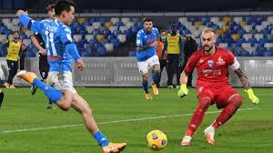Rafael 6, maggio 6, maksimovic 6, albiol 6, strinic 6 (32' st hysaj sv), zielinski 6,5, diawara 6, rog 6,5, giaccherini 6,5, gabbiadini 6,5 (35' st pavoletti sv). Napoli Spezia Diretta Live Coppa Italia Calcio 26 01 2021 La Gazzetta Dello Sport