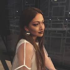 Her Zaman Gs Li Gomis Gibi Kalbimizdesin Guzellik Urunleri Tarz Moda Unluler