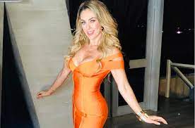 Jul 26, 2021 · aracely arámbula foto: Al Natural Asi Recibe Aracely Arambula Al 2021 Mvs Noticias