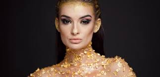 Gold Is The New Black Via Al Color Oro Per L Outfit Da Cerimonia Sposacitta Magazine
