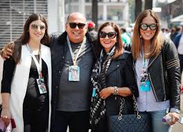 Perez made his debut in f1 with sauber at the 2011 australian grand prix, at the time he was still a sergio perez married his partner carola martinez in 2018 and the couple have two children. Un Cumpleanos Perfecto Para Checo Perez Graining