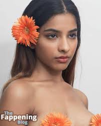 Aurora Sinclair  aurora_lights_ee  aurora_sinclair_ Nude Leaks Photo 3 |  TheFappening