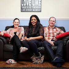 The show sees members of the public give their opinions on a variety of television. The Original Gogglebox Cast And Where They Are Now North Wales Live