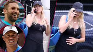 Speculation surrounding the breakdown of woods' marriage to nordegren began shortly after woods. Tiger Woods Pregnant Ex Wife Elin Nordegren Looks Ready To Pop