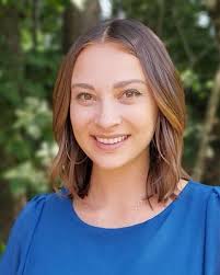 Sophie Lake's Instagram, Twitter & Facebook