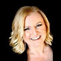 Tracey Mayer's Instagram, Twitter & Facebook