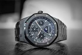 Today we are going to have a look at the best luxury watches for women that are available in 2017. Buying Guide 5 Of The Best Luxury Sports Watches Launched In 2017