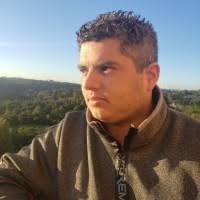 100+ perfis com “Dereck”