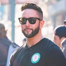 Eric J. Alves (@Eric_Alves87)