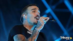 Rels B abarrota la Plaza Mayor por primera vez estas Fiestas con todo 'lo  que hay x aquí'