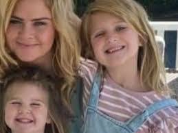 Ava Pettit's Instagram, Twitter & Facebook