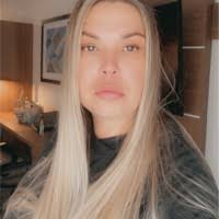 Roxanne Witt's Instagram, Twitter & Facebook