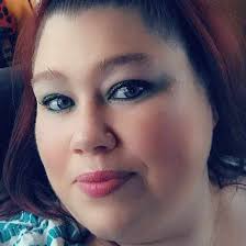 How to get white pants in Disney Dreamlight Valley?