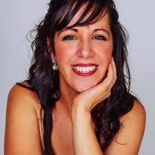 Kimberley Cunningham's Instagram, Twitter & Facebook