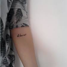 Be Here Now Tiny Tattoos For Women Cool Small Tattoos Small Tattoo Placement