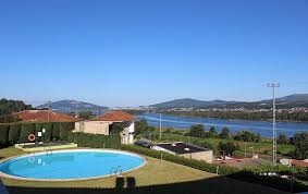 De cerveira (pt) comună și localitate în portugalia (ro); House For Rent Only 300 Meters From The Beach Gondarem Vila Nova De Cerveira Viana Do Castelo Vinho Verde Wine Route