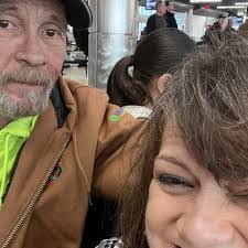 Amy Warnock's Instagram, Twitter & Facebook