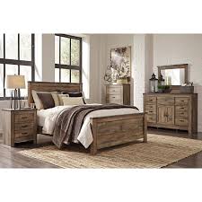 Contemporary Rustic Oak 4 Piece King Bedroom Set Trinell Rustic Bedroom Furniture Bedroom Sets Queen Bedroom Furniture Sets