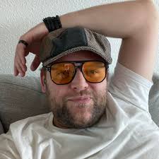 𝐓𝐫𝐞 𝐝𝐚𝐠𝐞𝐬 𝐤𝐚𝐫𝐚𝐧𝐭æ𝐧𝐞 𝐭𝐢𝐥 𝐋𝐚𝐬𝐬𝐞 𝐒𝐭𝐞𝐟𝐟𝐞𝐧𝐬𝐞𝐧  Fodboldens Disciplinærinstans har tildelt Lasse Steffensen tre spilledages  karantæne efter en episode i onsdagens kamp i Oddset Pokalen mod AaB. ”Vi  ved, at Lasse er en