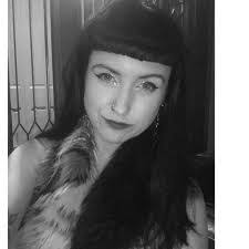 Amy Raine's Instagram, Twitter & Facebook