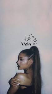 Contact ariana grande wallpapers and lockscreens on messenger. Ariana Grande 612x1088 Download Hd Wallpaper Wallpapertip
