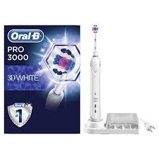 Amazon Com Oral B 3000 Smartseries Electric Toothbrush With Bluetooth Connectivity White Edition Powered By Braun In 2020 Electric Toothbrush Brushing Teeth Oral B