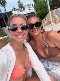 MANDY BURSTEIN (@zengirlmandy) • Instagram photos and videos