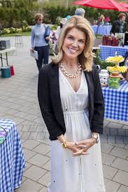 Photos Garage Sale Mysteries Hallmark Movies And Mysteries Garage Sale Mystery Garage Sale Mystery Movies Aunt Becky