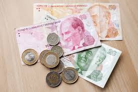 Un eveniment important care a avut loc în anul 2005, a fost marcat de faptul că lira turcească a fost denominată, urmat de eleminare șase zerouri. Lira TurceascÄƒ La Minimul Istoric Ce InseamnÄƒ Aceasta Pentru PieÈ›ele Globale Admirals