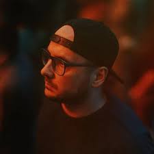 There. I fixed the Rogue One poster.