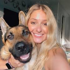 Katherine Beckham's Instagram, Twitter & Facebook