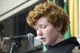 Apresentações Literárias no Lançamento do Livro de Mario Simon.