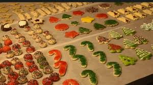 Decorate cut outs with little doodles, drop cookies with splattered icings and sprinkles, or elaborate creations with works beyond compare (or just the little kits), and you've got a. Christmas Cookie Hack How To Make 3 Types Of Cookies With One Dough 6abc Philadelphia
