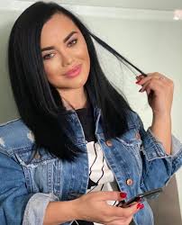 Jador ❤️ carmen de la salciua feat. Cum ArÄƒta Carmen De La SÄƒlciua Inainte De OperaÈ›iile Estetice Fanii Abia Au Recunoscut O Foto