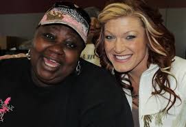 Liz kids look so sweet as she introduces them to JLM