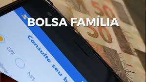 Detalhes do programa de transferência direta de renda, direcionado às atualmente, sob o controle do governo bolsonaro, o bolsa família 2021 passa por diversas modificações. Bolsa Familia Tera Novo Valor Em 2021 Veja De Quanto Sera