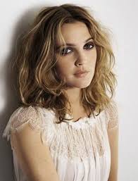 Picture Of Drew Barrymore Drew Barrymore Hair Dark Brown Hair Color Hair Beauty