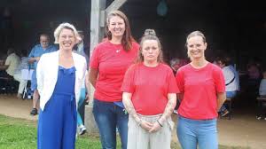 Photo cole et parents d'lves au c?ur de la vitalit retrouve de ...