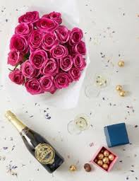 Buy flower bouquets with chocolates online from ferns n petals. Especially For You Bouquet With Prosecco Chocolates Gift M S